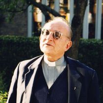 Erzbischof Paulo Ponte.